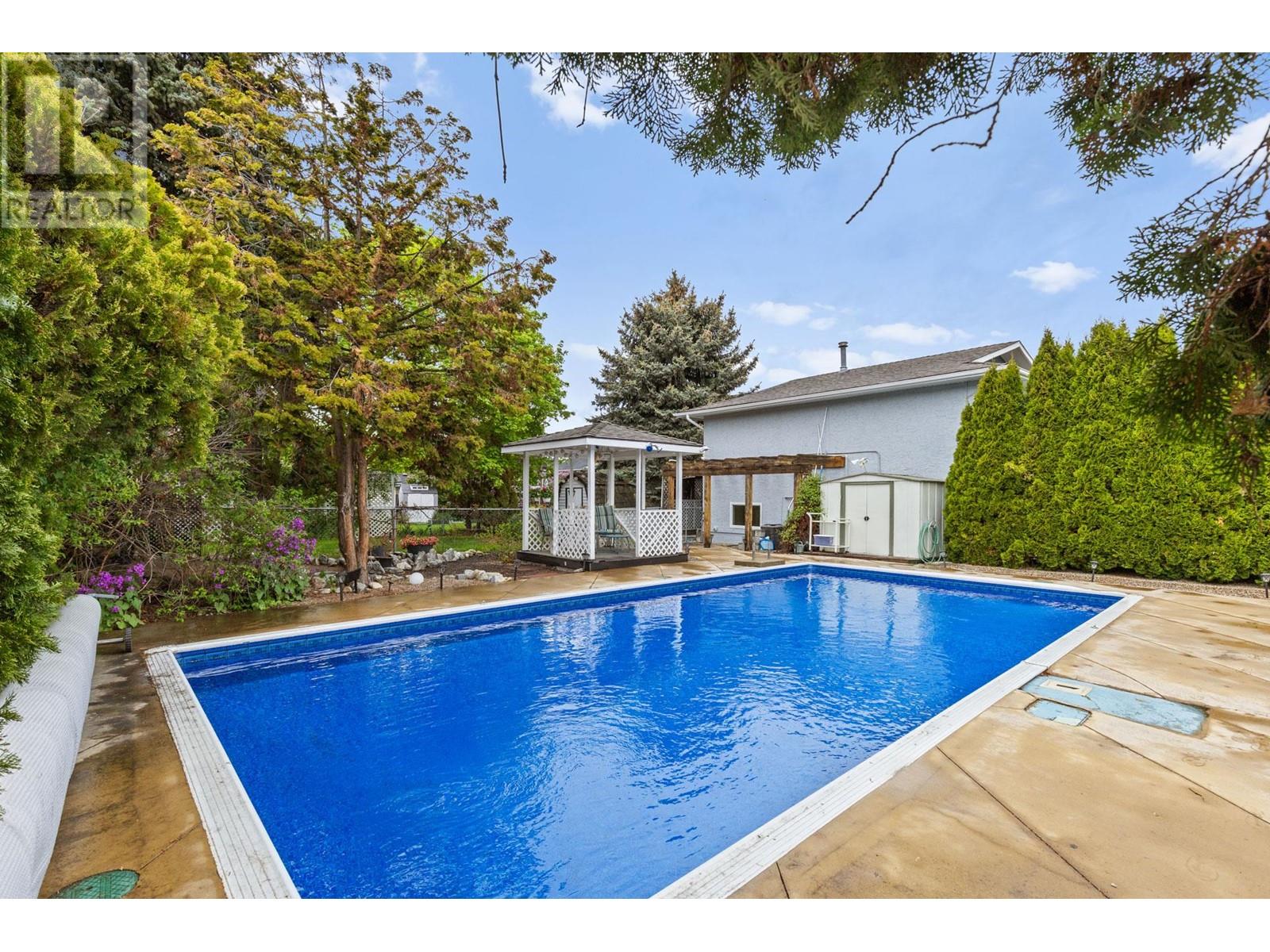Property at 1100 Crown Street image 3
