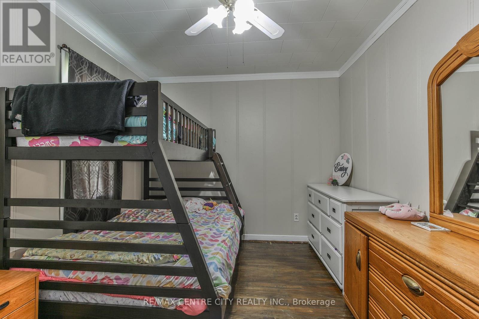 10 Elm Street, Bayham, Ontario N0J 1Z0 - Photo 18 - X12114963