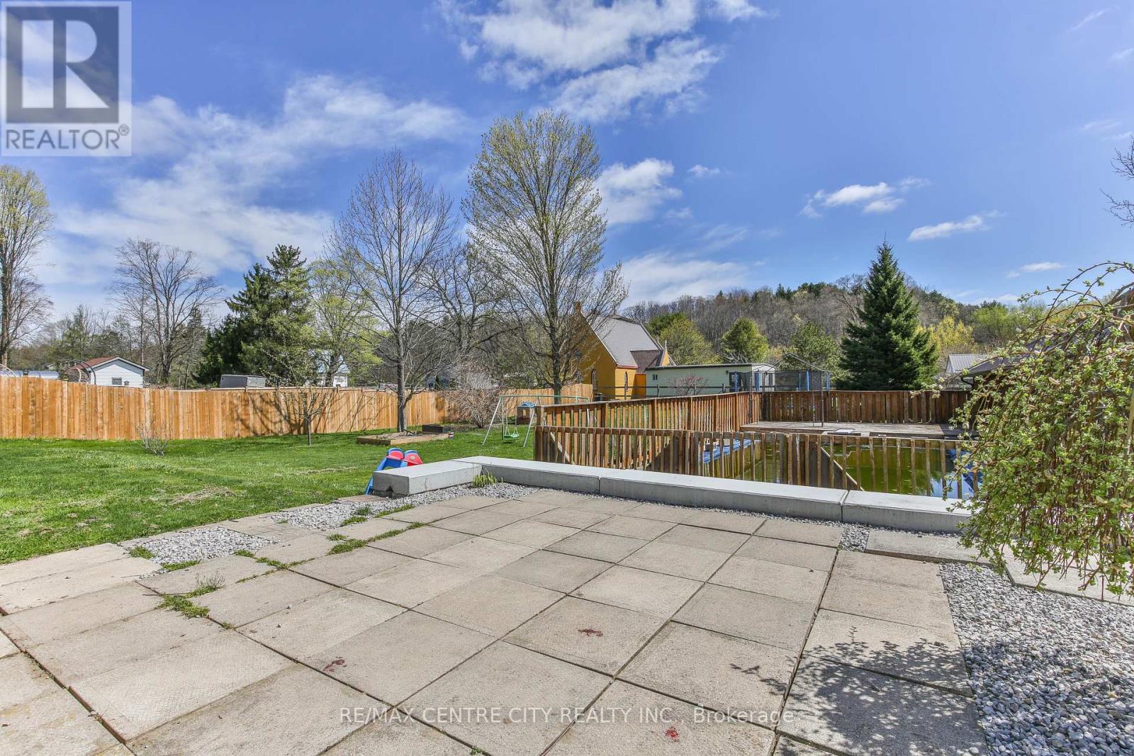 10 Elm Street, Bayham, Ontario N0J 1Z0 - Photo 28 - X12114963