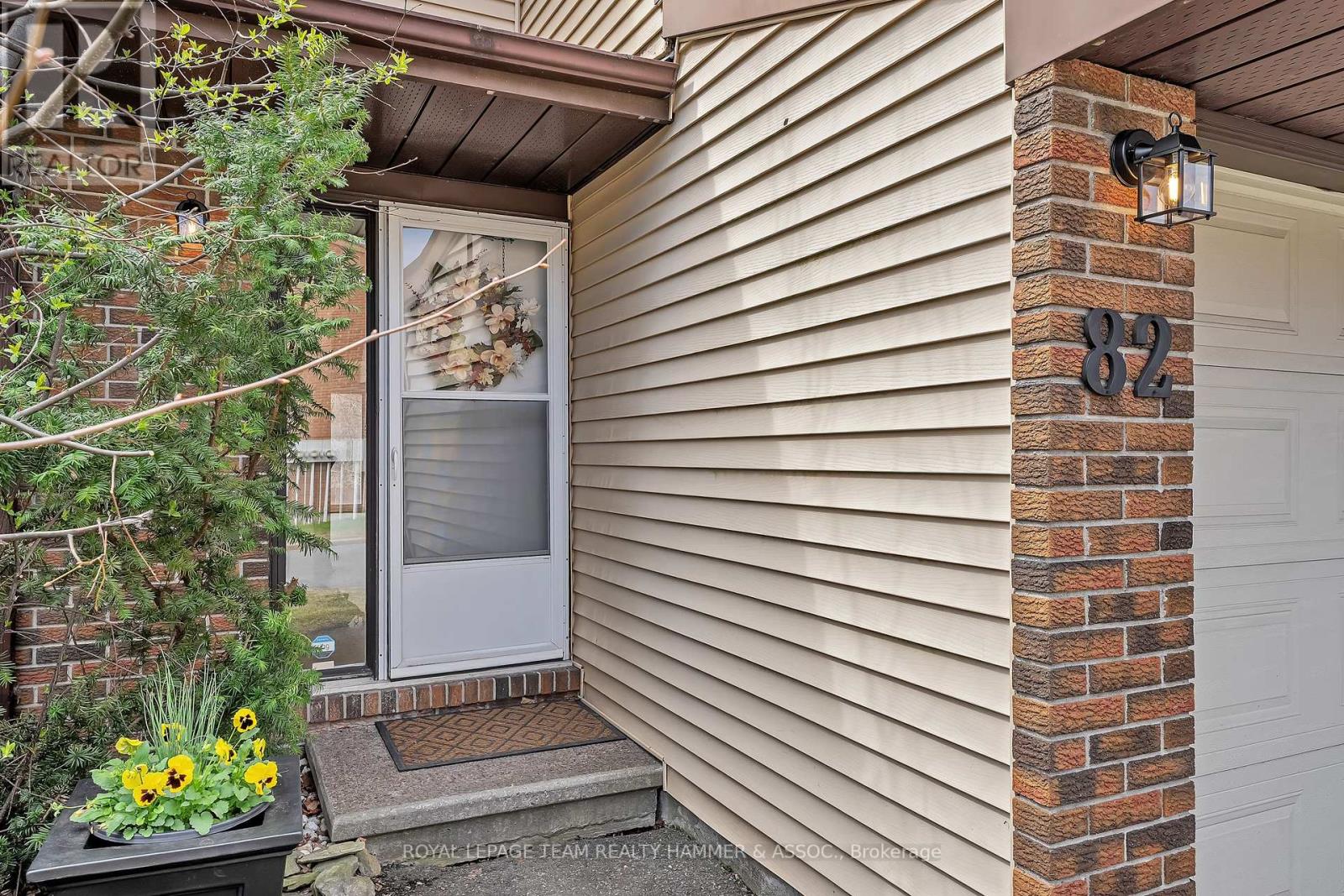 Property at 82 BANEBERRY CRESCENT image 3