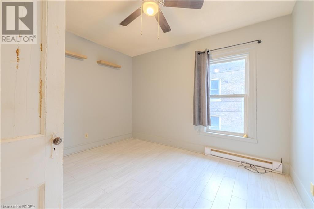 113 Brant Avenue Unit# 3, Brantford, Ontario N3T 3H4 - Photo 7 - 40717779