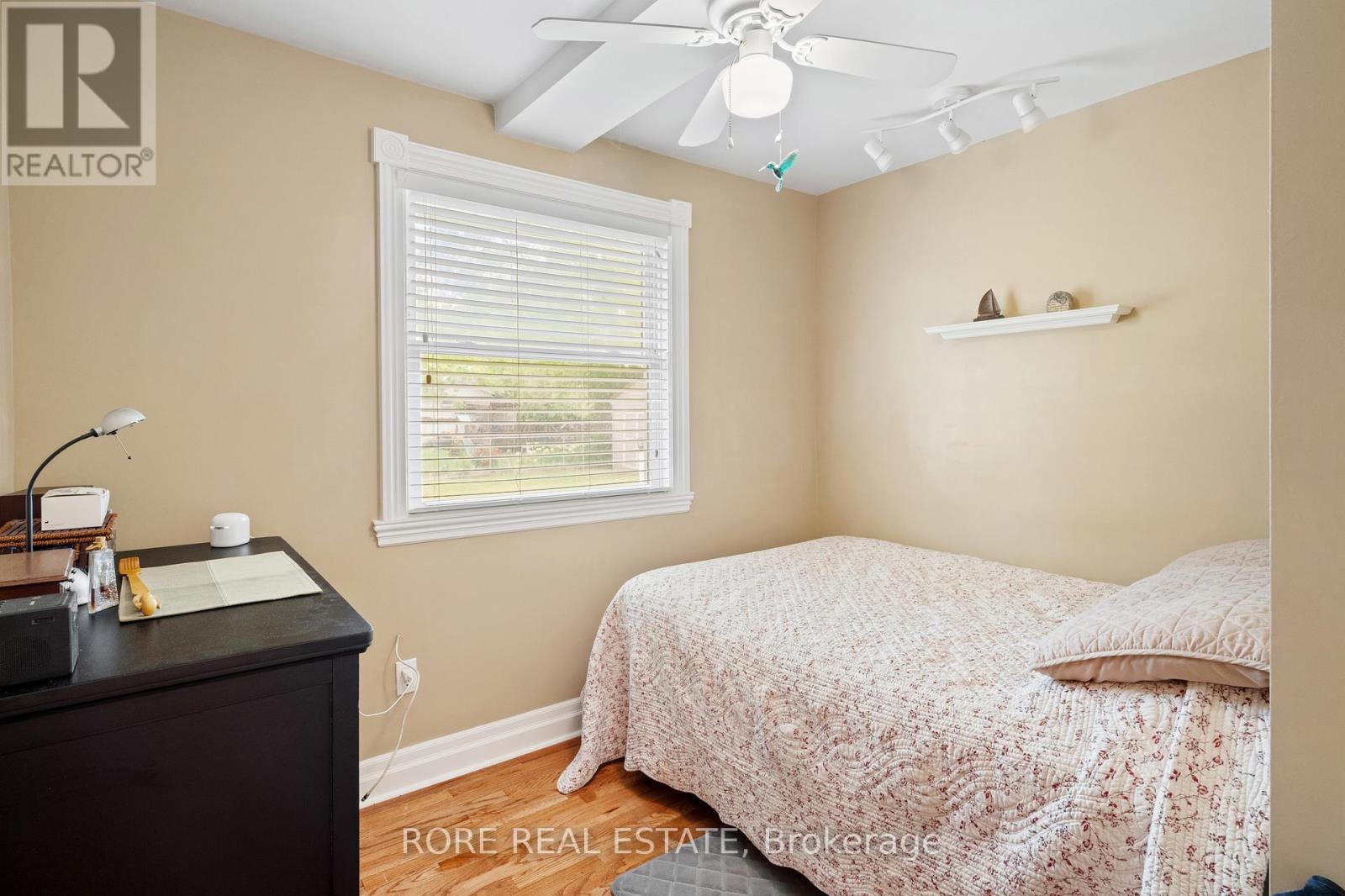 552 Fairview Road, Fort Erie (Crescent Park), Ontario  L2A 4S6 - Photo 17 - X12114913