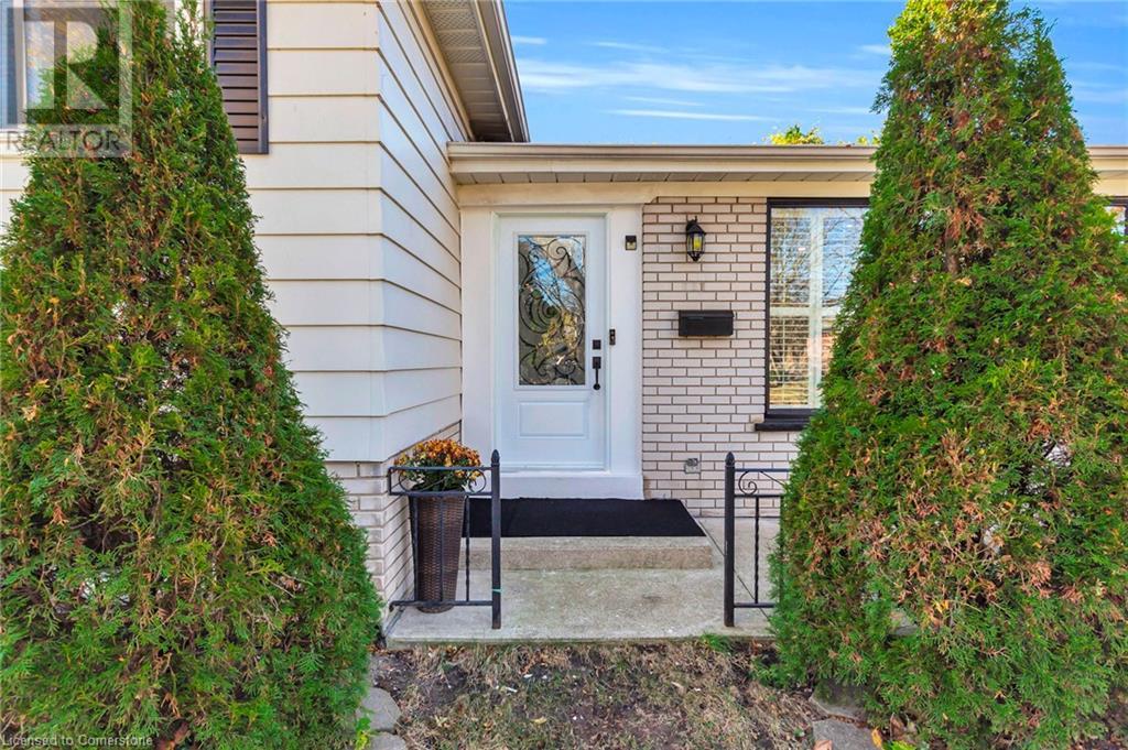 Property at 440 SUNSET Drive image 2