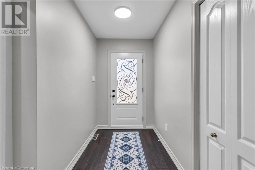 Property at 440 SUNSET Drive image 5