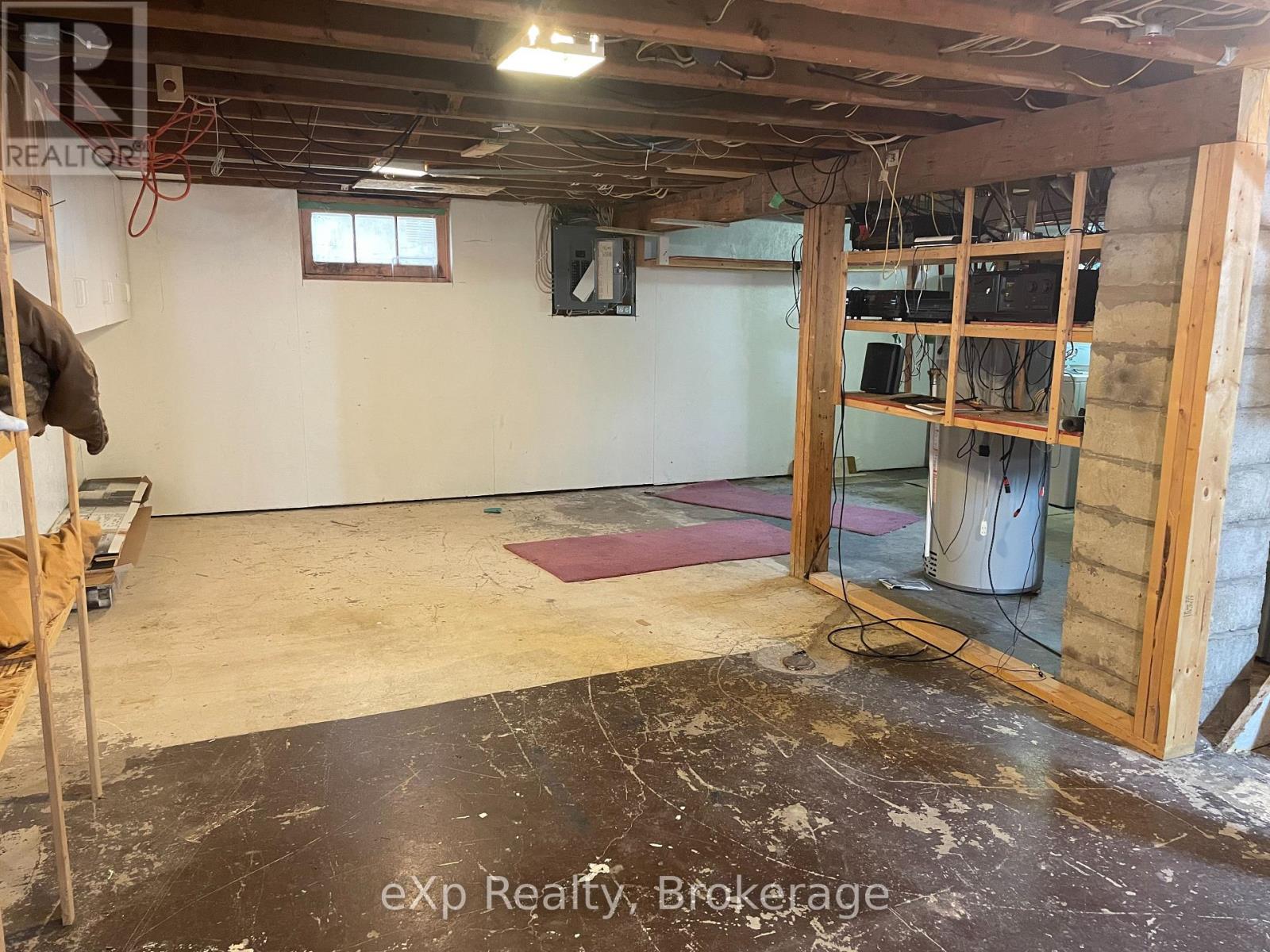 850 4th A Avenue W, Owen Sound, Ontario  N4K 4Z8 - Photo 11 - X12115032