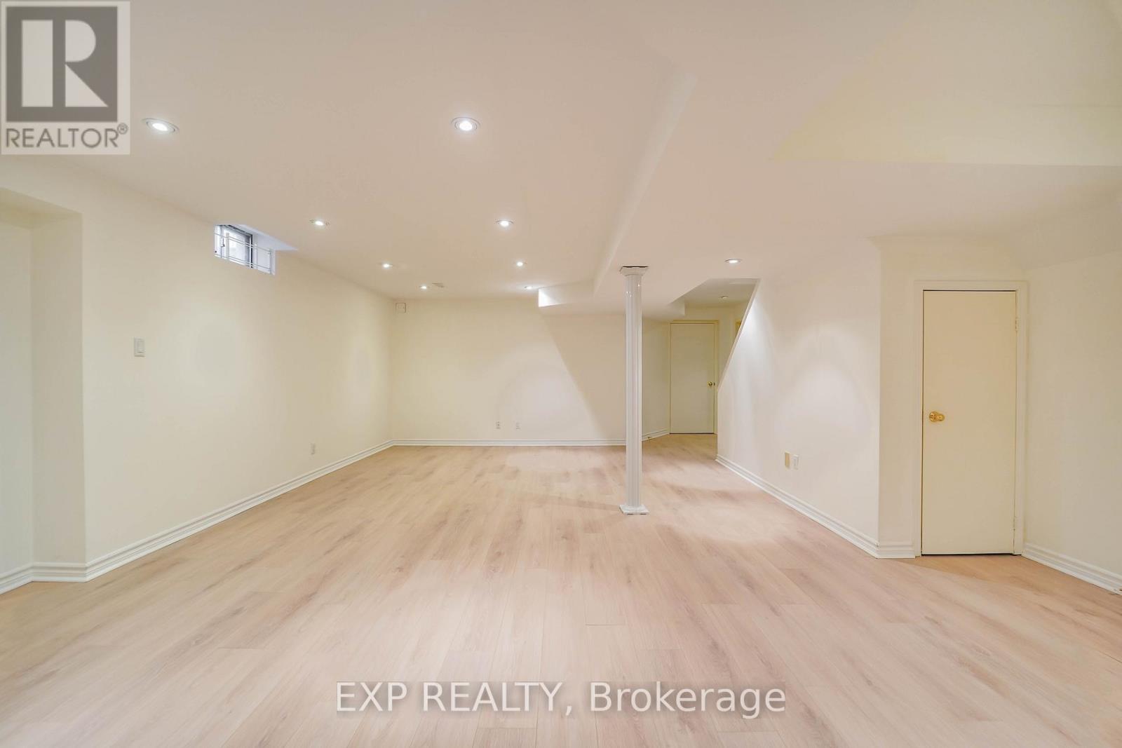 28 Samantha Circle, Richmond Hill, Ontario  L4B 2R7 - Photo 41 - N12114360