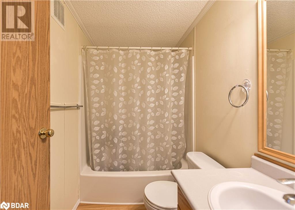 4101 Wesley Street, Severn, Ontario  L3V 0V4 - Photo 15 - 40722292