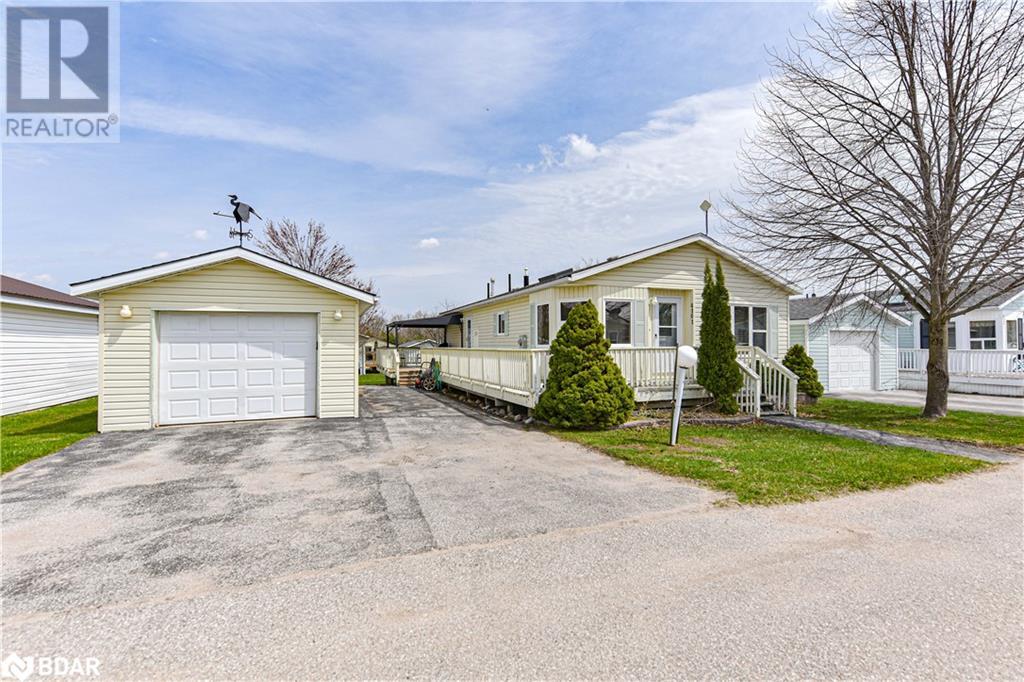 4101 Wesley Street, Severn, Ontario  L3V 0V4 - Photo 2 - 40722292