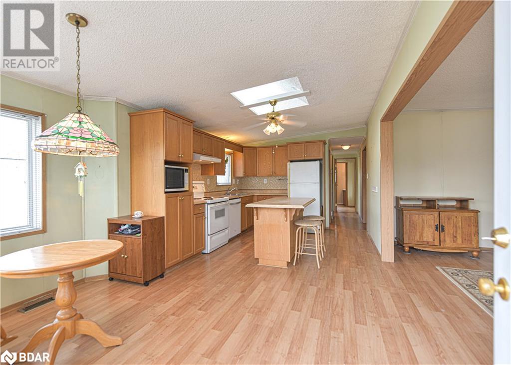 4101 Wesley Street, Severn, Ontario  L3V 0V4 - Photo 4 - 40722292