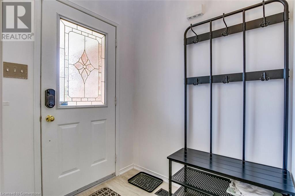 192 Osborn Avenue, Brantford, Ontario  N3T 6S7 - Photo 4 - 40722657