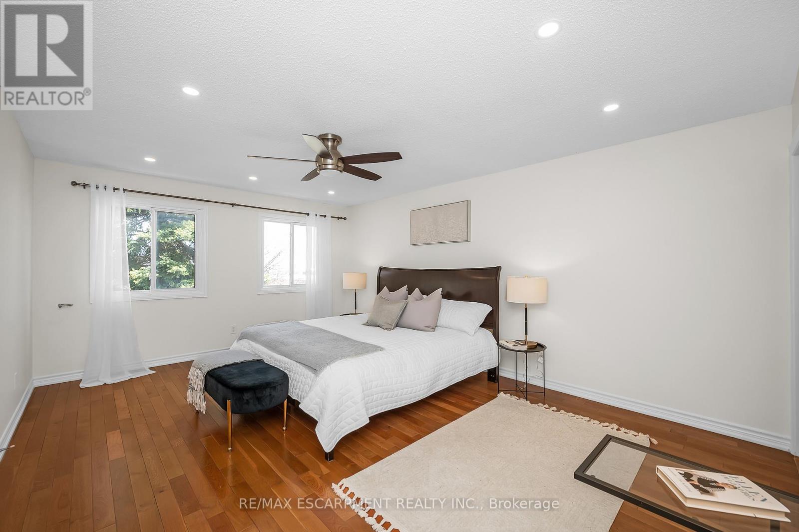 2728 Guilford Crescent, Oakville, Ontario  L6J 6Z8 - Photo 17 - W12114059