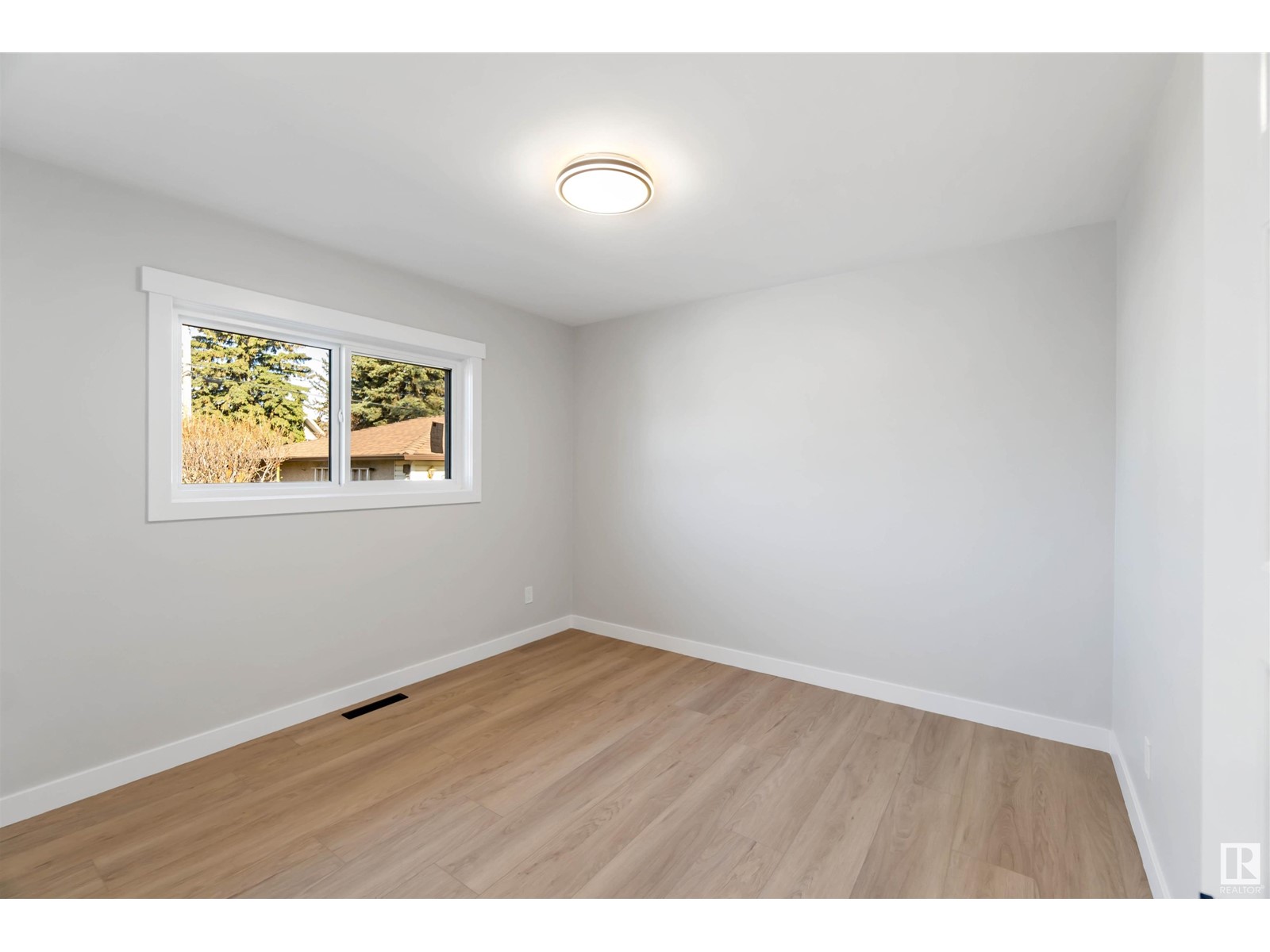 9640 67a St Nw, Edmonton, Alberta  T6B 1S2 - Photo 25 - E4432703