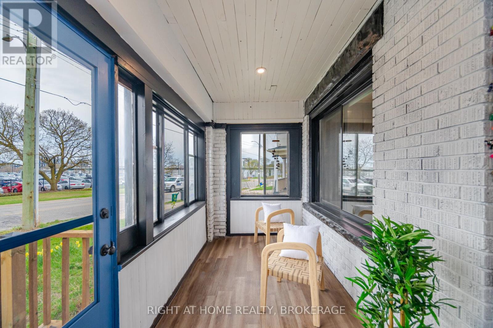 Property at 86 GLASGOW STREET image 4