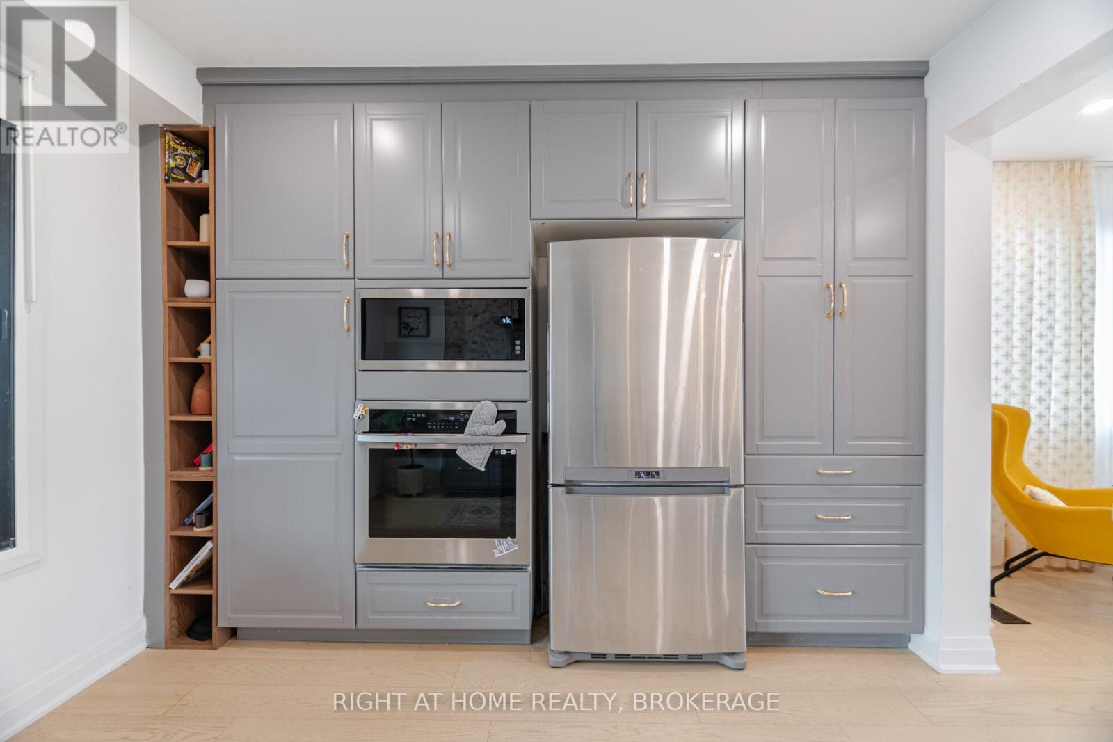 86 Glasgow Street, Kitchener, Ontario  N2G 2G7 - Photo 14 - X12106995