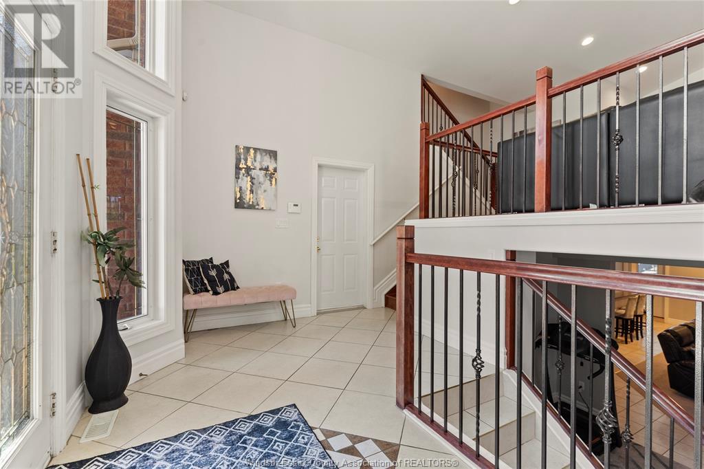 Property at 957 BANWELL image 4