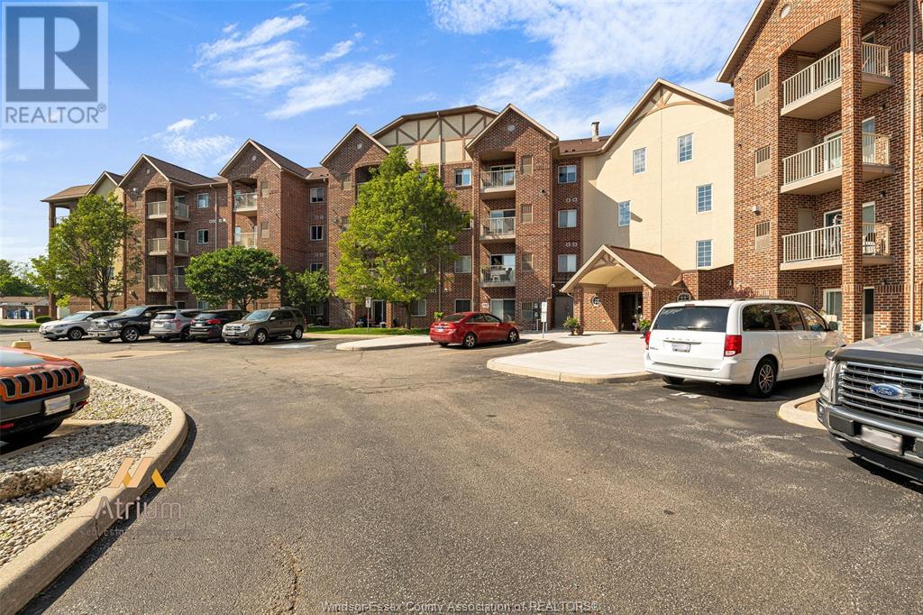 MLS# 25010752: 3160 WILDWOOD Unit# 408, Windsor, Canada
