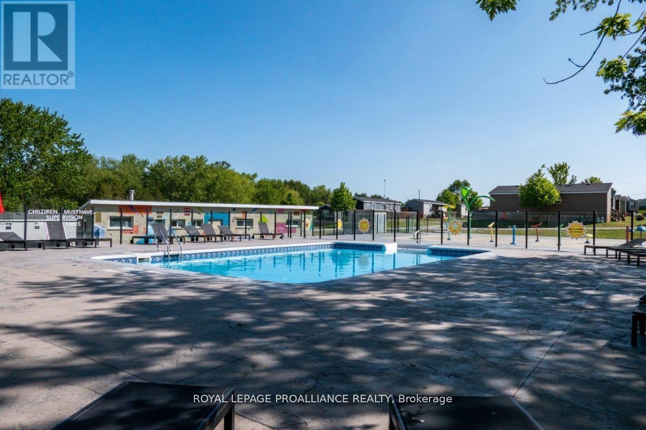 486 Cty Rd 18 - 14 Cove Bay Lane, Prince Edward County, Ontario  K0K 1P0 - Photo 30 - X12072082