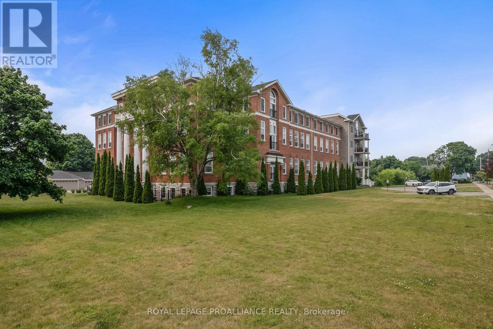 Property at 403 - 323 GEORGE STREET image 2