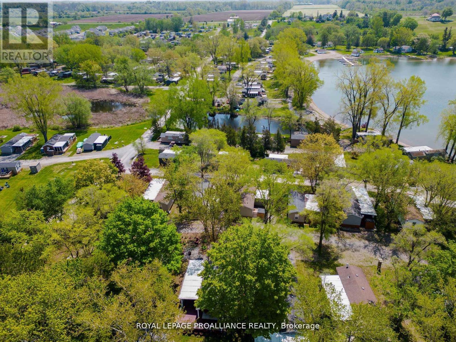 486 Cty Rd 18 - 14 Cove Bay Lane, Prince Edward County, Ontario  K0K 1P0 - Photo 39 - X12072082