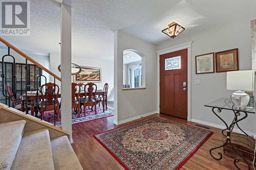 Property at 154 Valley Glen Heights NW image 2