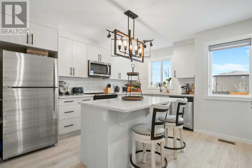 102 Chinook Gate Boulevard Sw, Airdrie, Alberta  T4B 5J1 - Photo 11 - A2213673