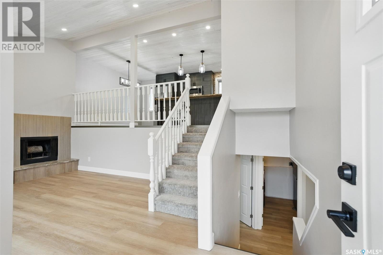 Property at 147 Whitecap PLACE image 4
