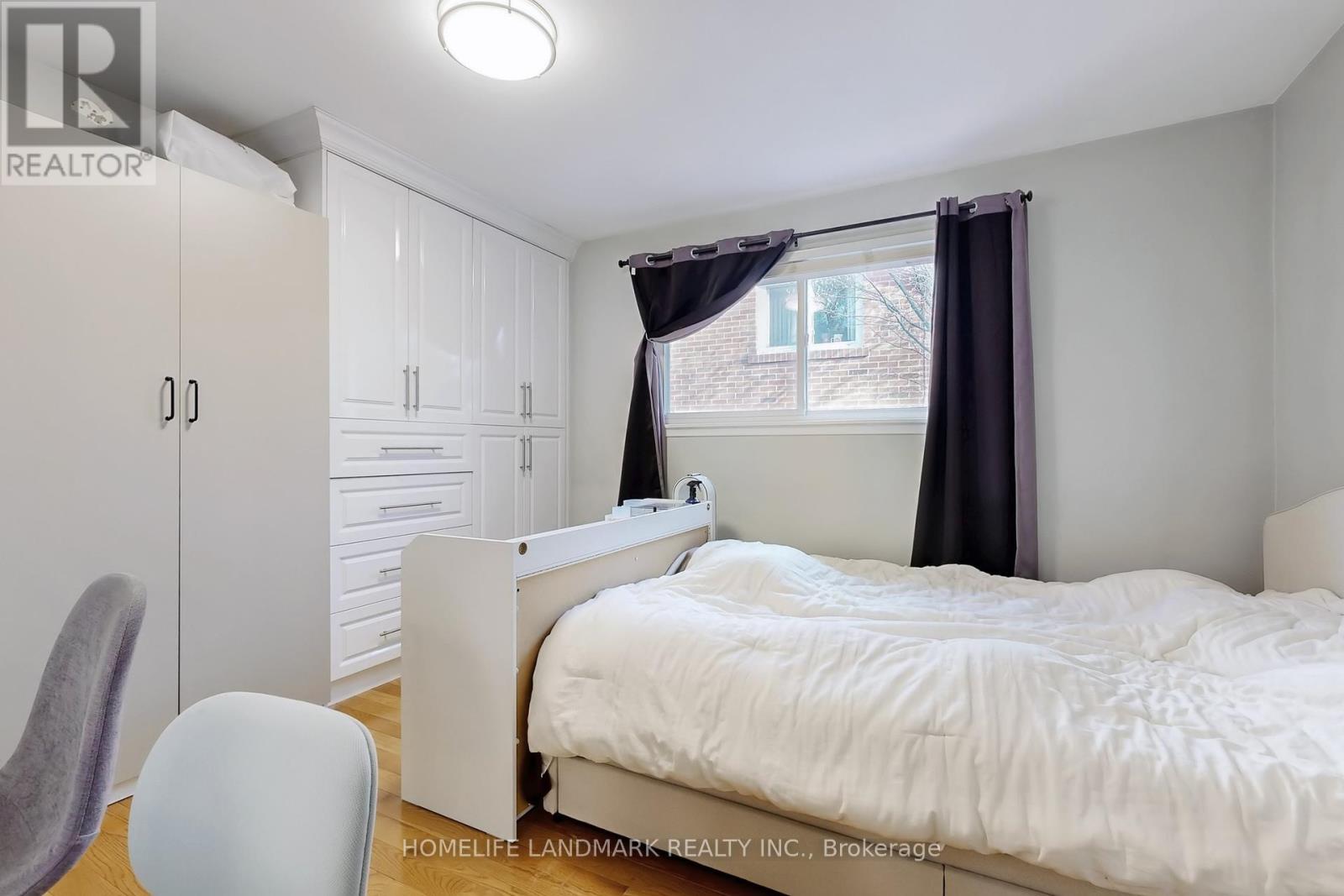1 Valleycrest Avenue, Markham (Bullock), Ontario  L3P 1H6 - Photo 22 - N12112501