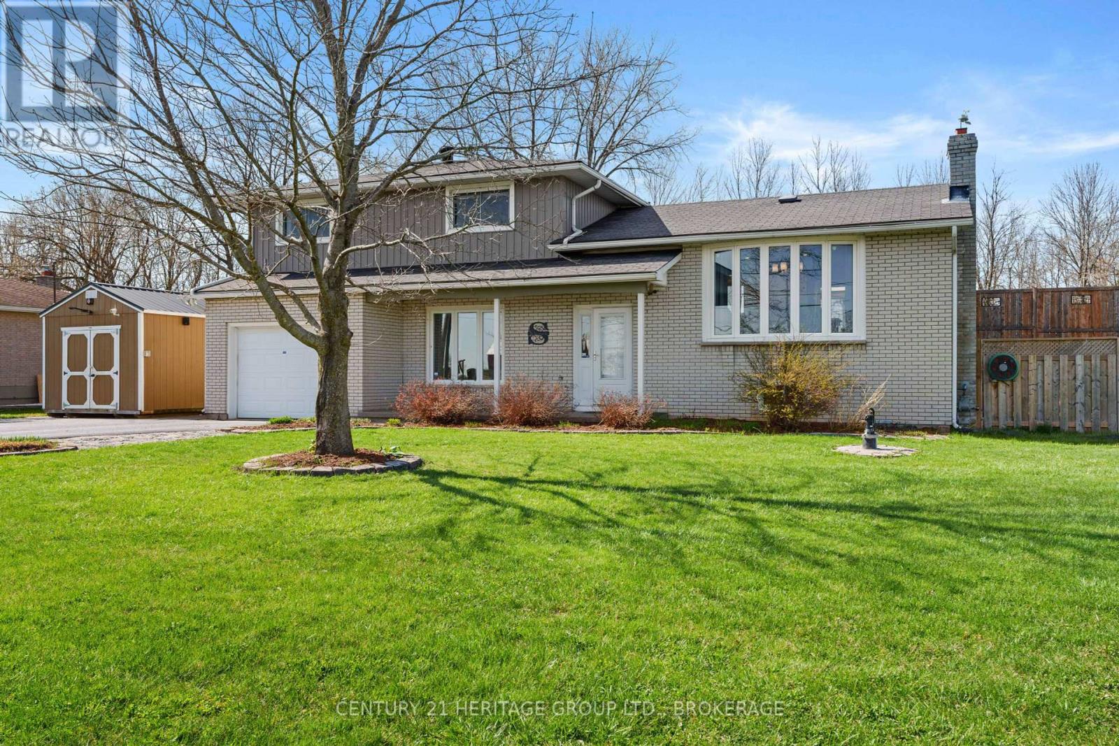 Property at 415 SHANE STREET image 3