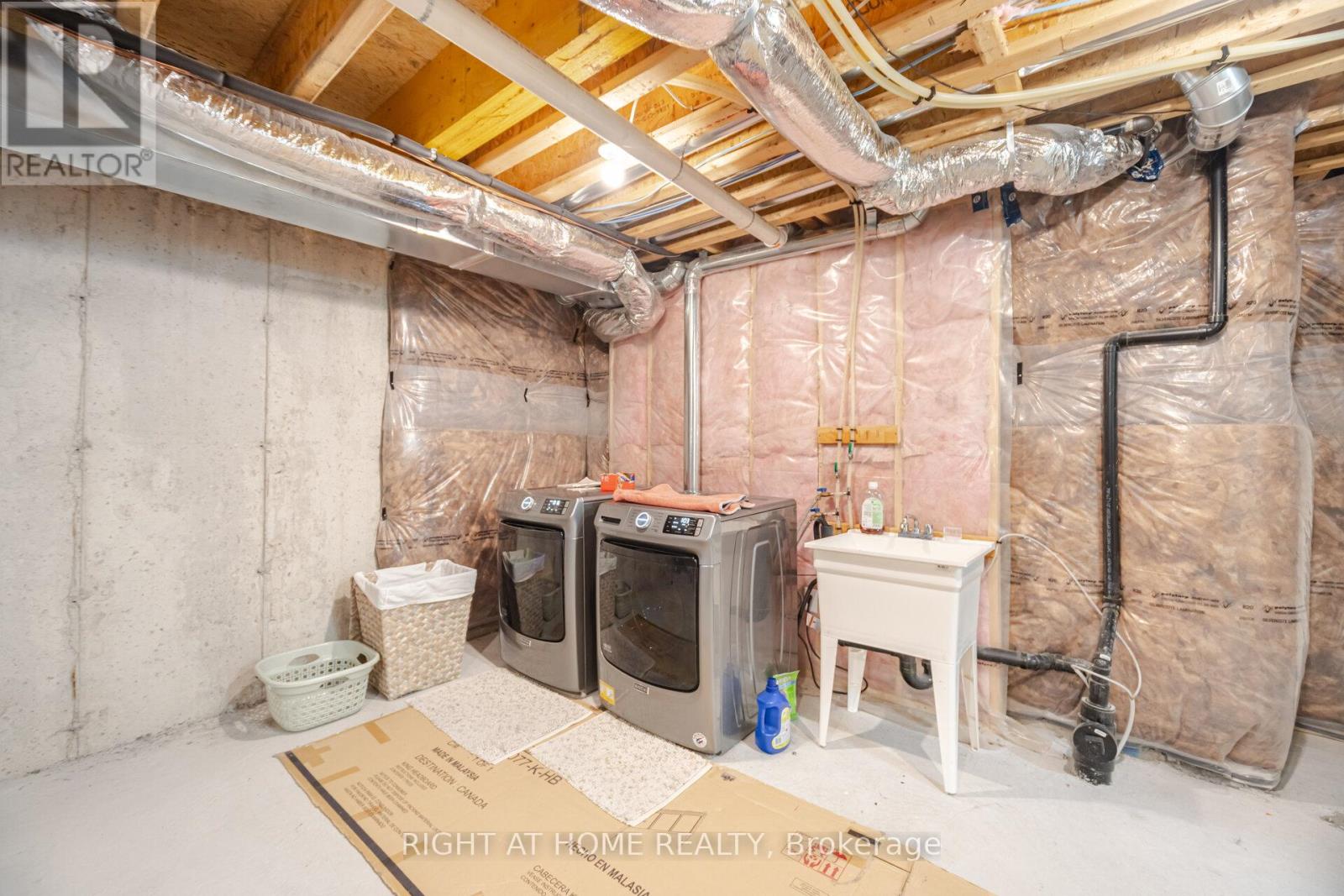 37 Nightjar Drive, Brampton, Ontario  L7A 5A1 - Photo 40 - W12106919