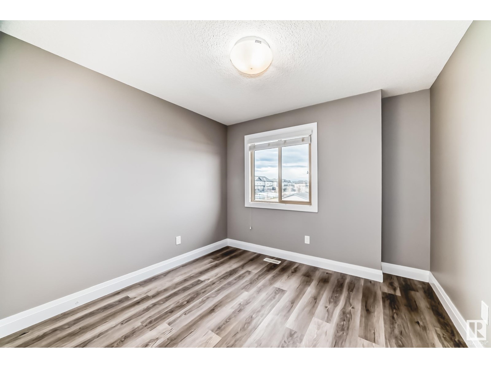 305 Pioneer Rd, Spruce Grove, Alberta  T7X 0T1 - Photo 18 - E4433580
