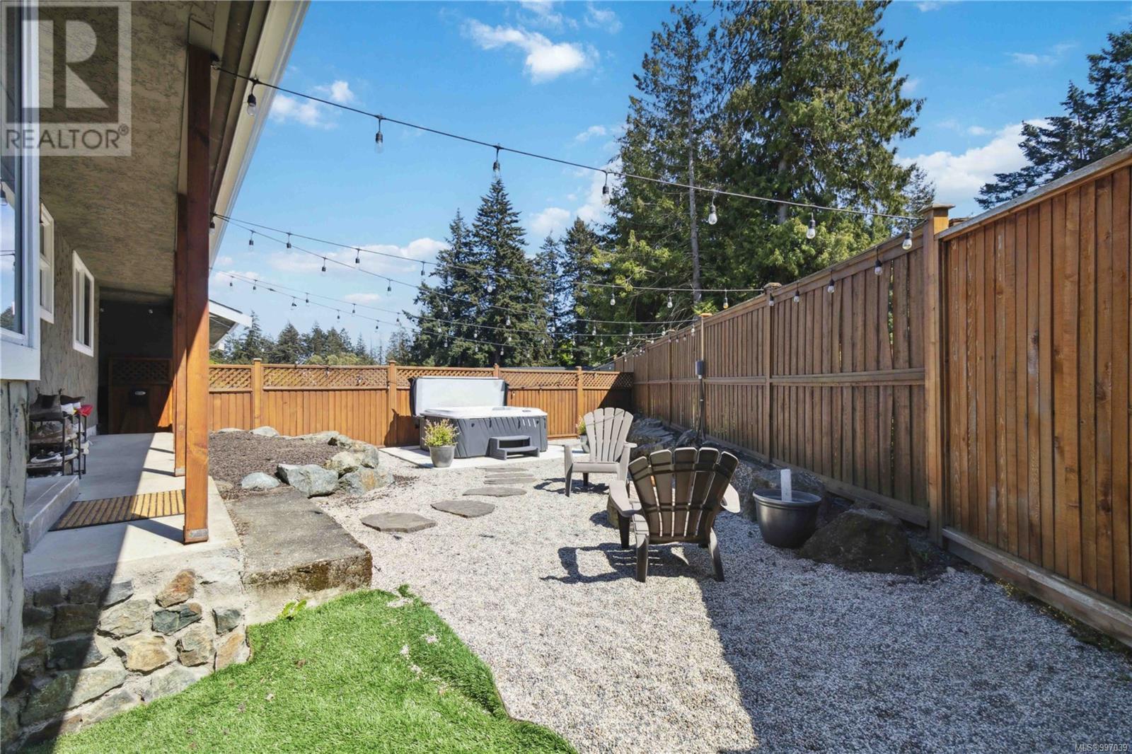Property at 3299 Marty Lane image 3