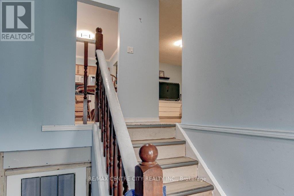 Property at 457 ADMIRAL DRIVE image 3