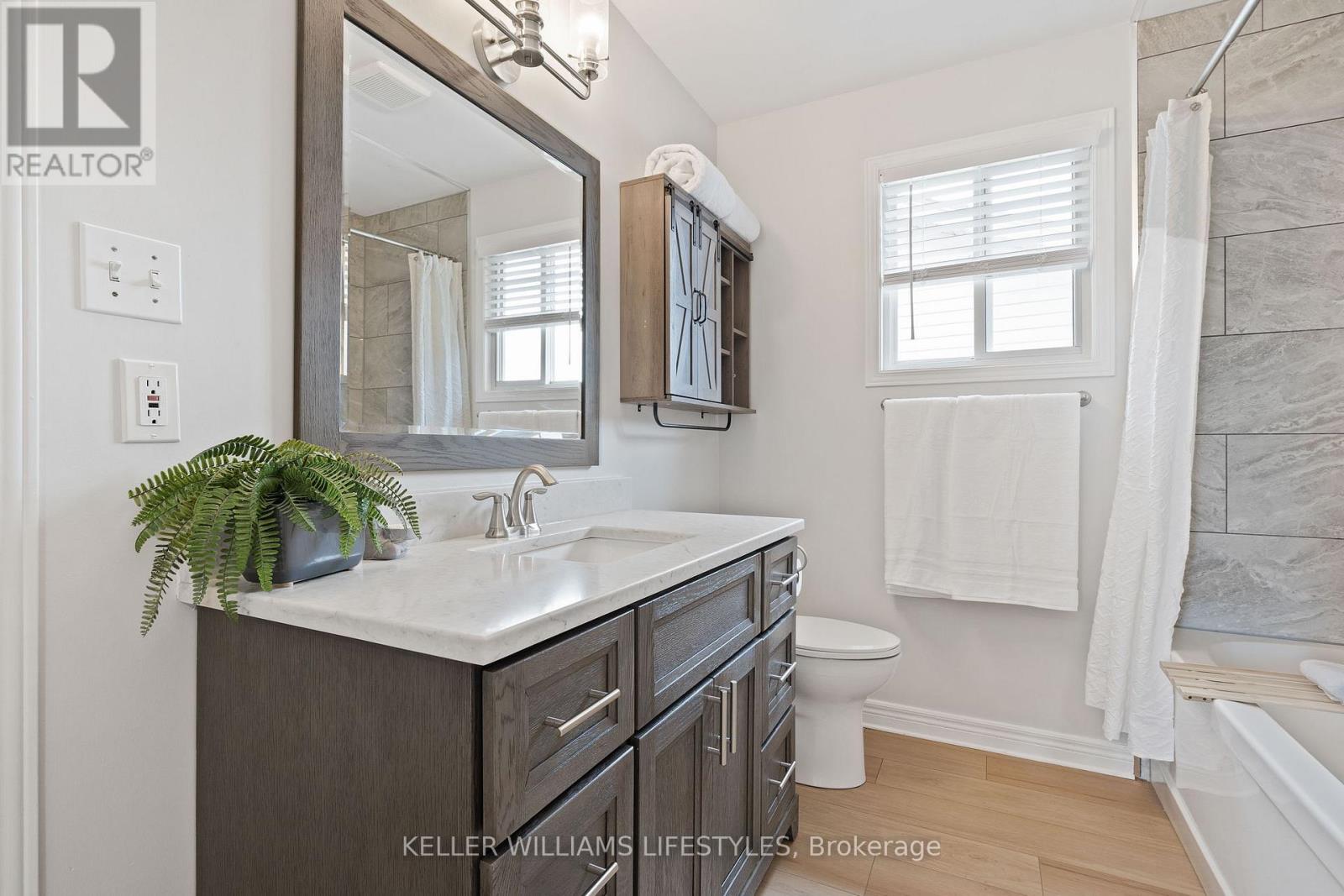 9886 Florence Street, Southwold, Ontario  N5P 4L3 - Photo 33 - X12115172