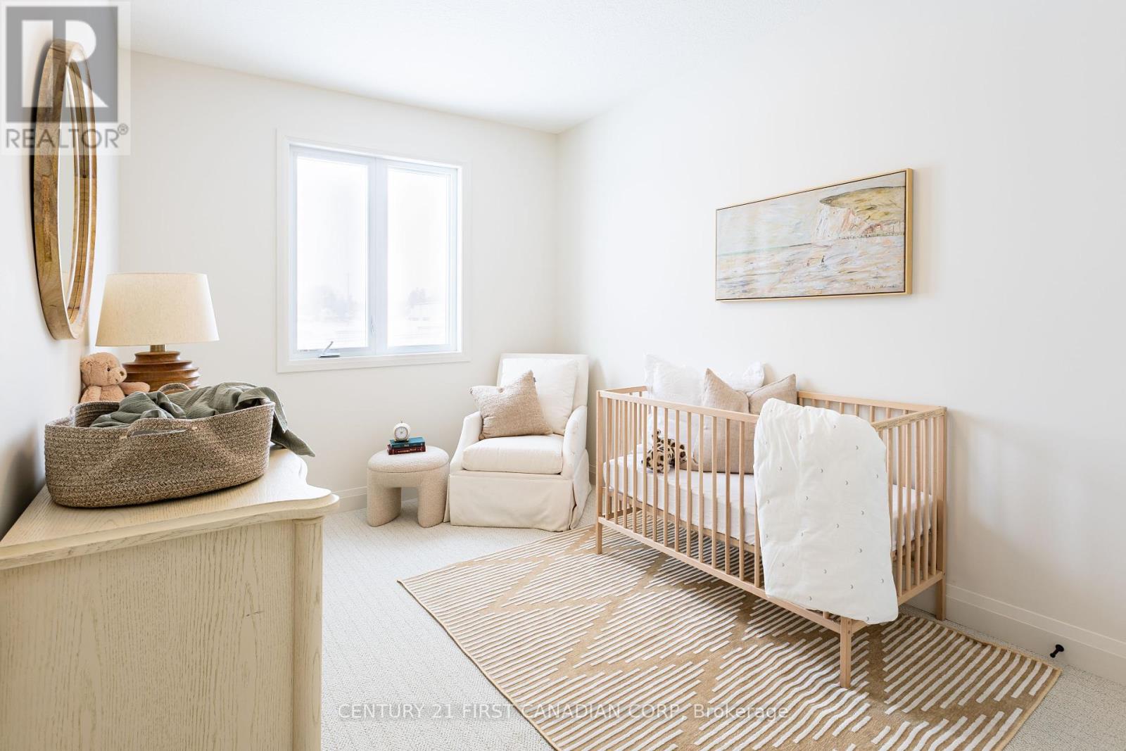 235 Foxborough Place, Thames Centre, Ontario  N0M 2P0 - Photo 11 - X12115306