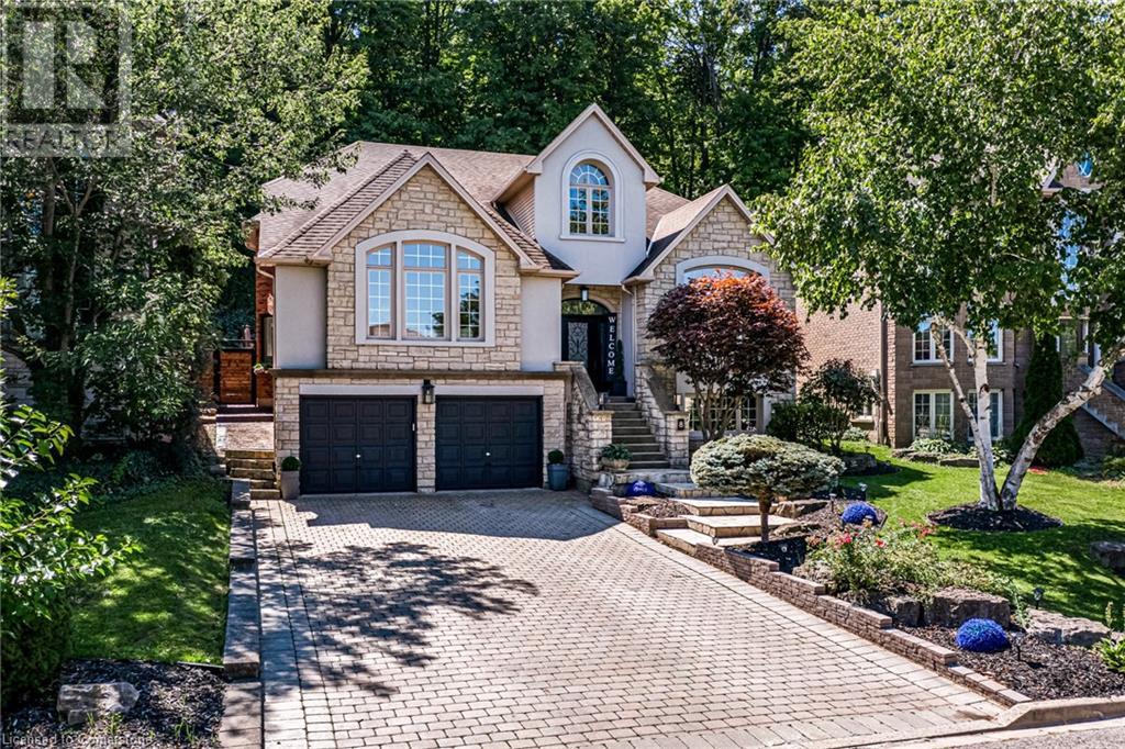 Property at 8 ORR Crescent image 1