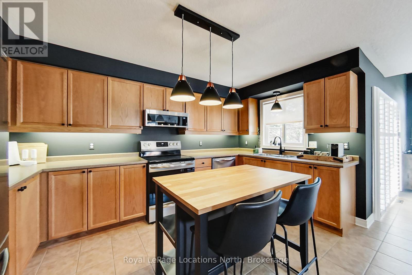 10 Georgian Meadows Drive, Collingwood, Ontario  L9Y 5N3 - Photo 15 - S12115228