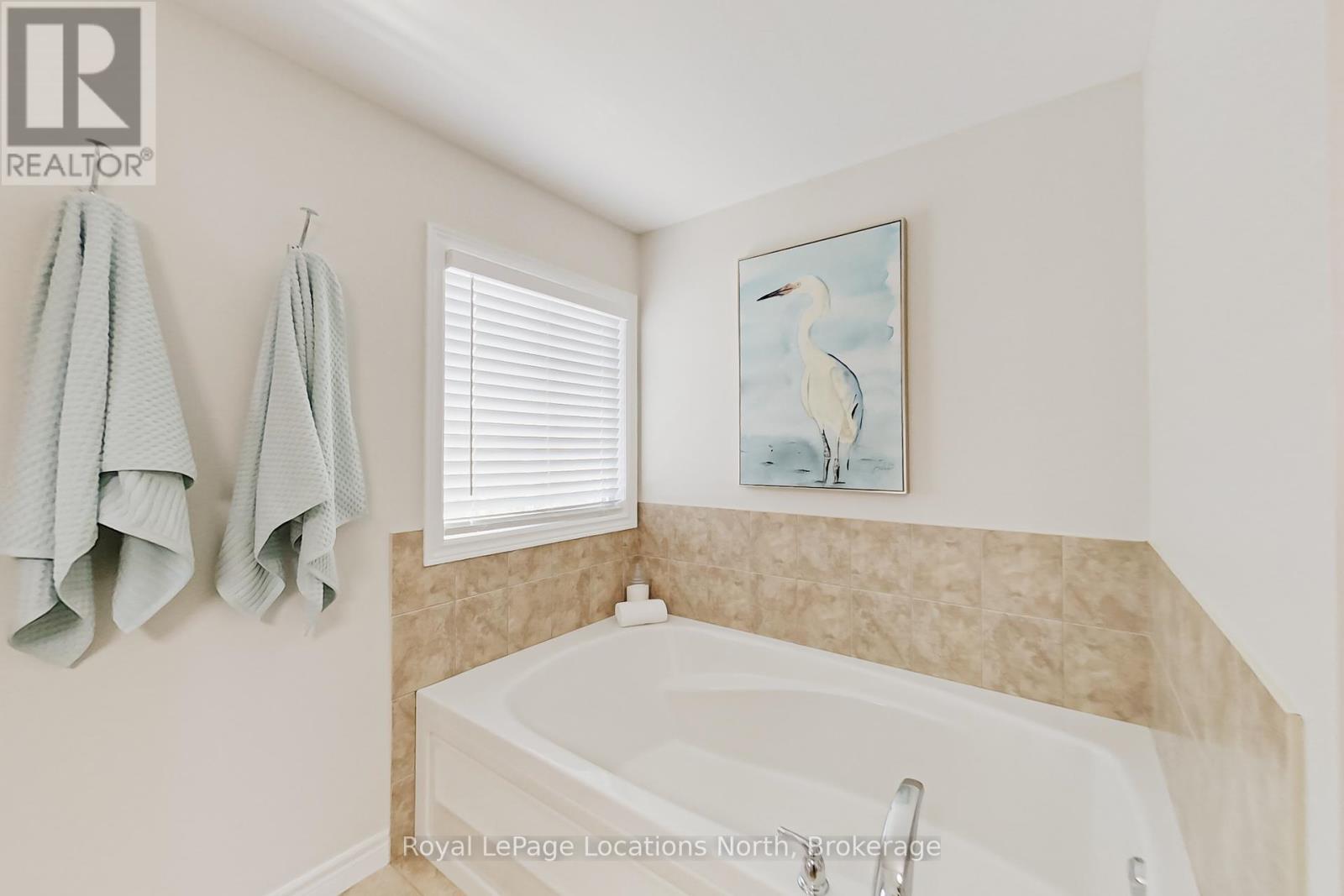 10 Georgian Meadows Drive, Collingwood, Ontario  L9Y 5N3 - Photo 26 - S12115228