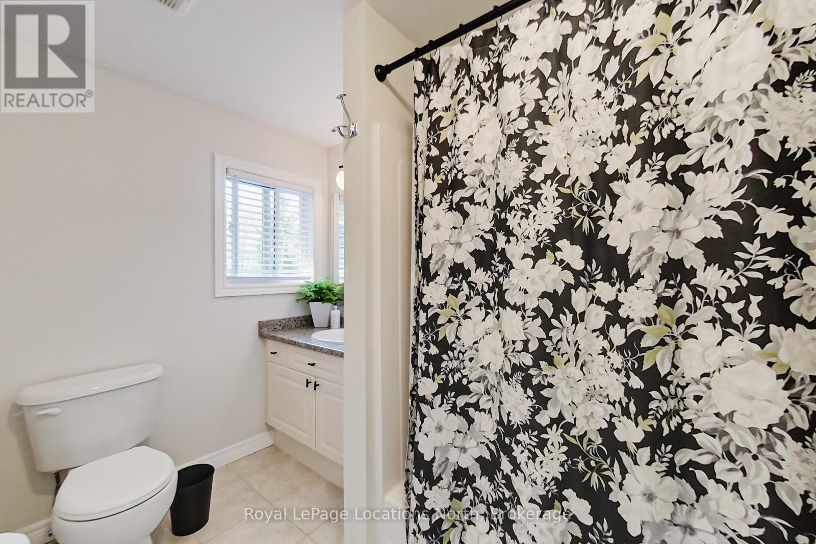10 Georgian Meadows Drive, Collingwood, Ontario  L9Y 5N3 - Photo 32 - S12115228