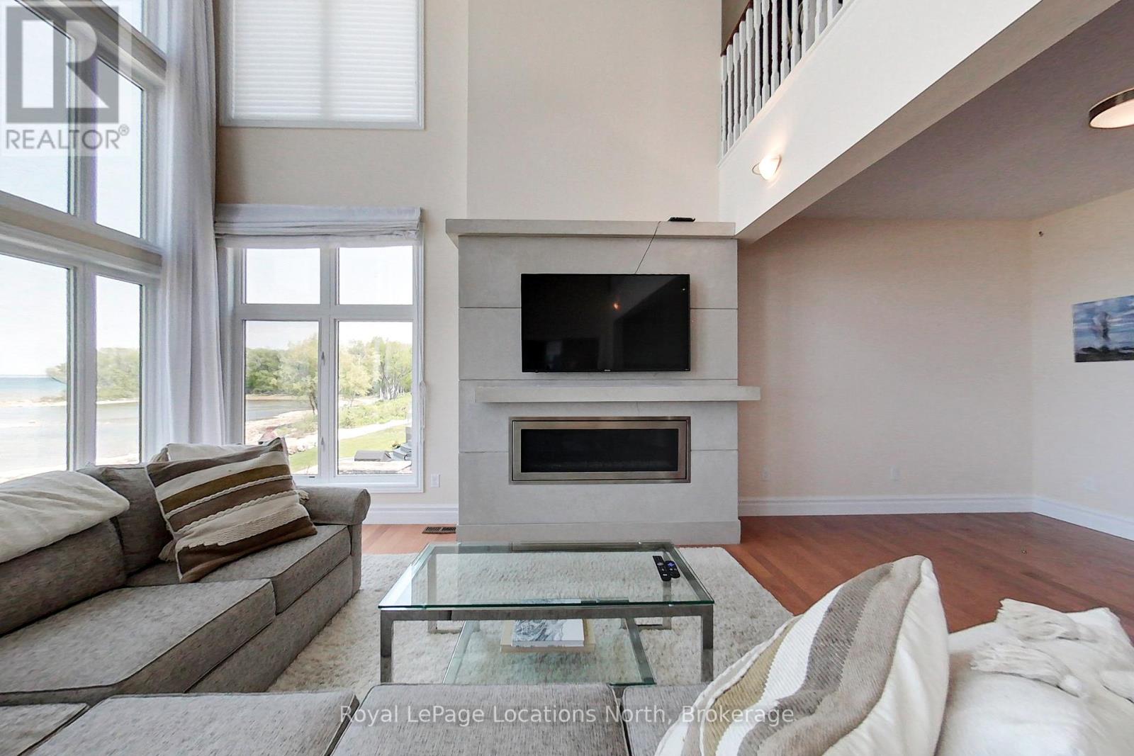 61 Waterview Road, Wasaga Beach, Ontario  L9Z 0E9 - Photo 6 - S12115272