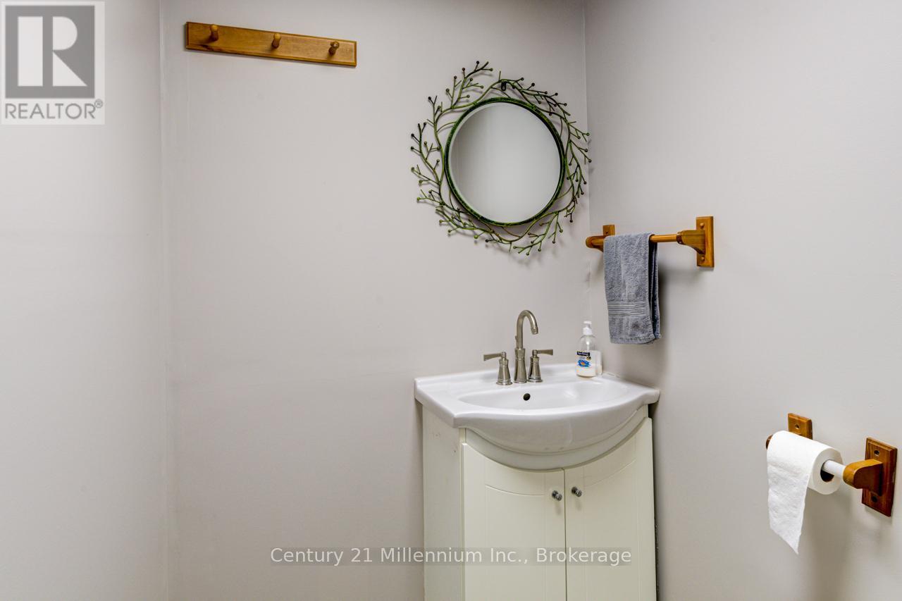 Rr #1 - 9405 Beachwood Road, Collingwood, Ontario  L9Y 3Z1 - Photo 14 - S12115276