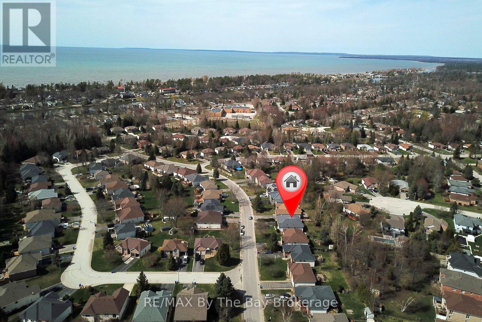 150 Silver Birch Avenue, Wasaga Beach, Ontario  L9Z 1N3 - Photo 49 - S12115318