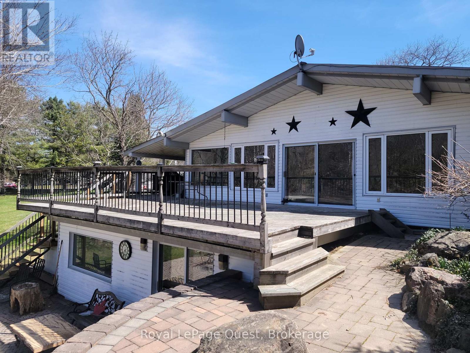 Property at 3012 MOYNES ROAD image 5