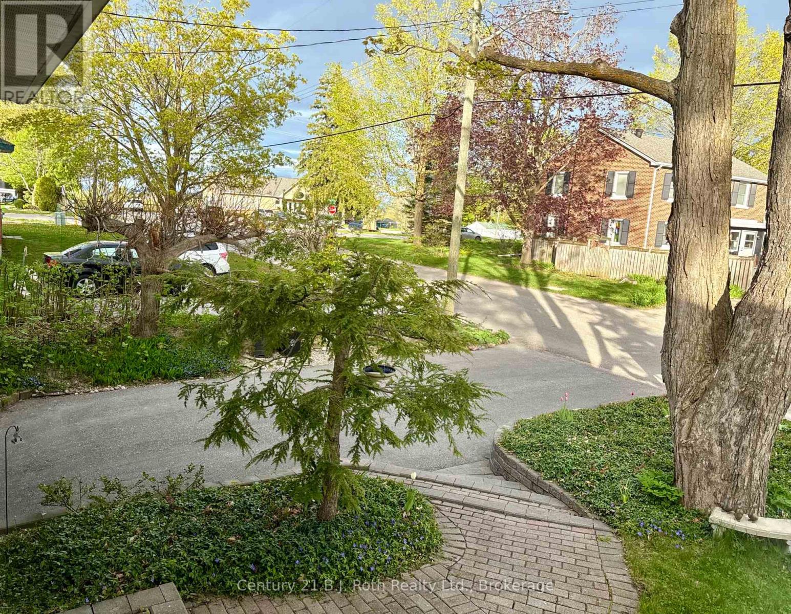 Property at 24 CHAMPLAIN STREET image 3