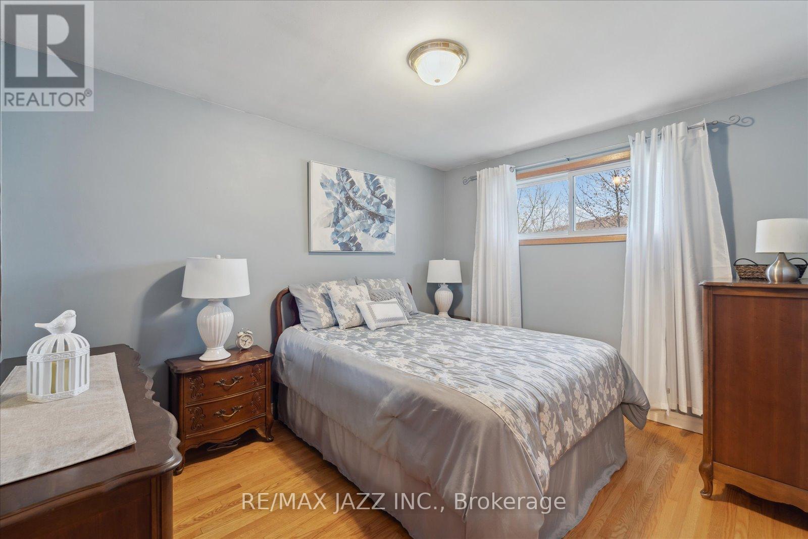 639 Athol Street E, Oshawa, Ontario  L1H 1M2 - Photo 10 - E12115044