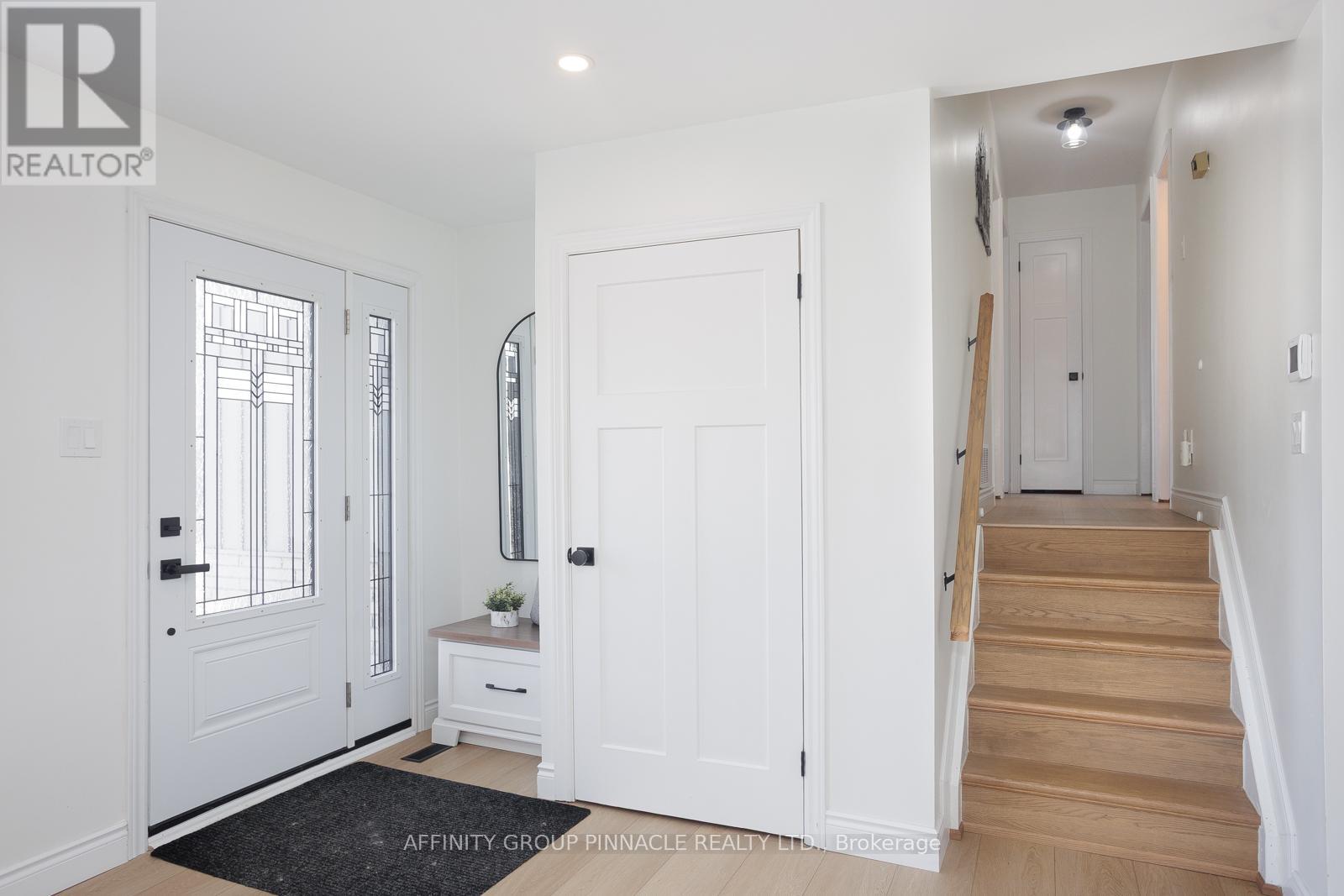 Property at 19 MOHAWK DRIVE image 3