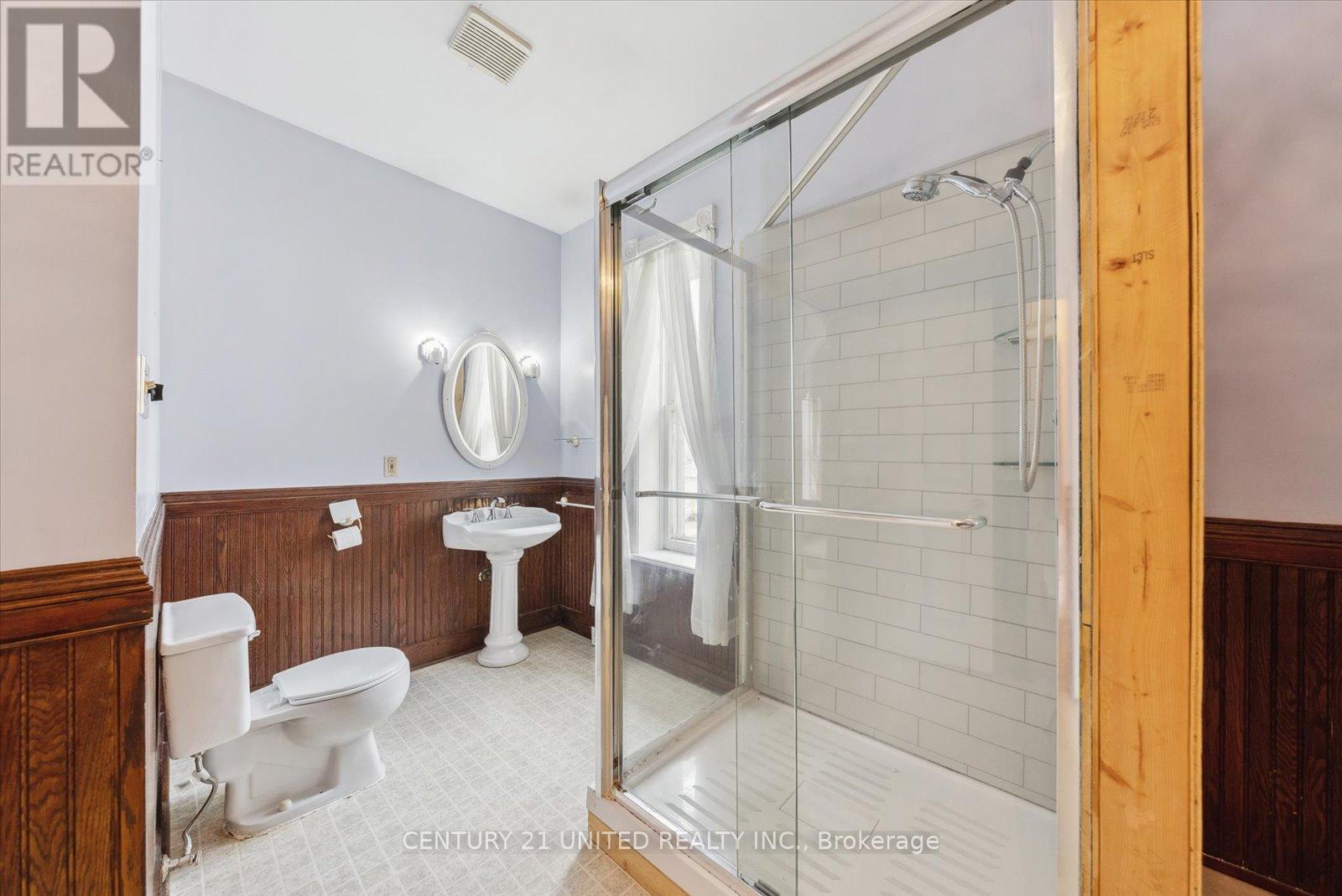 183 Stewart Street, Peterborough Central, Ontario K9J 3M4 - Photo 29 - X12115262