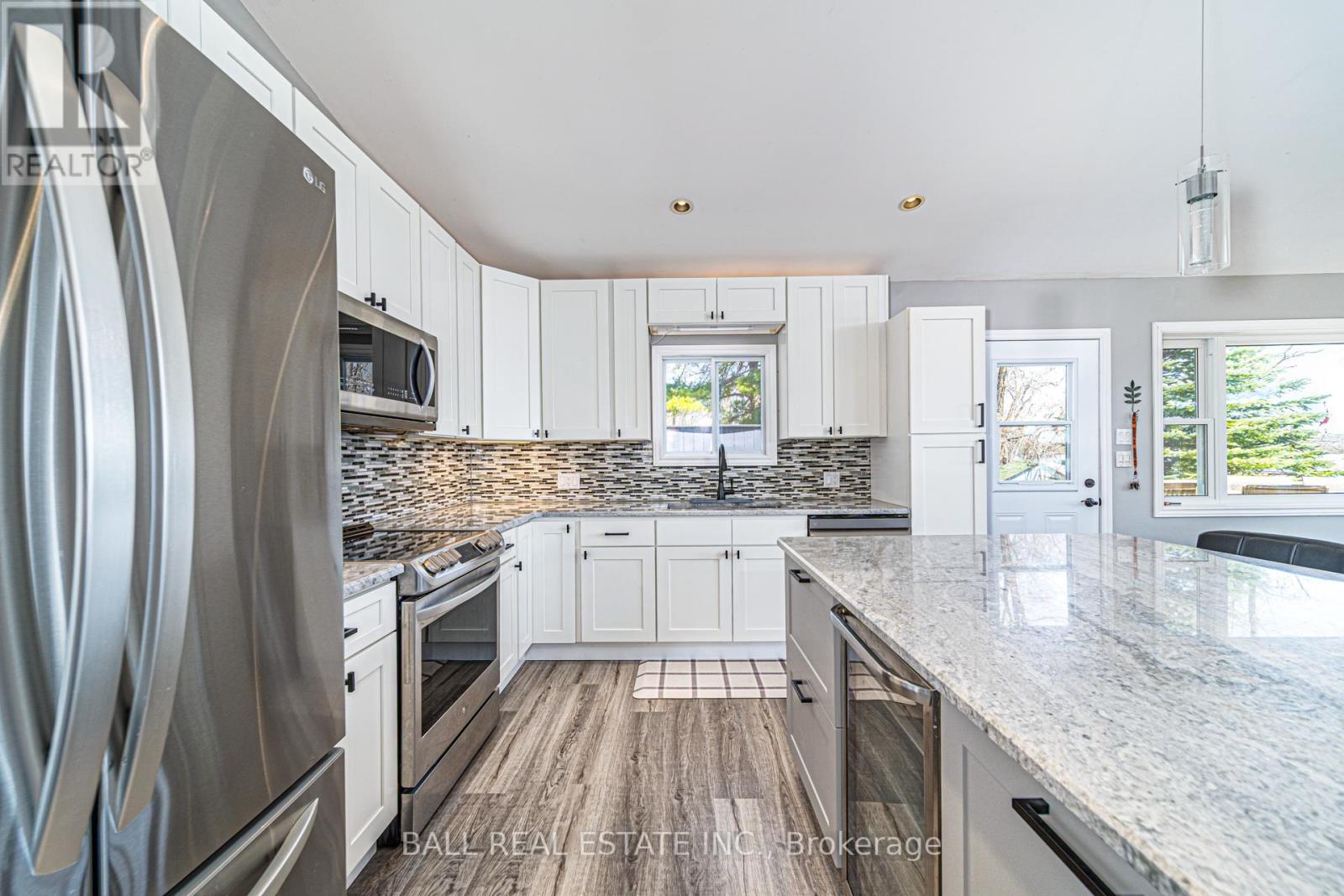 1851 Young's Point Road, Selwyn, Ontario K0L 2H0 - Photo 17 - X12115291