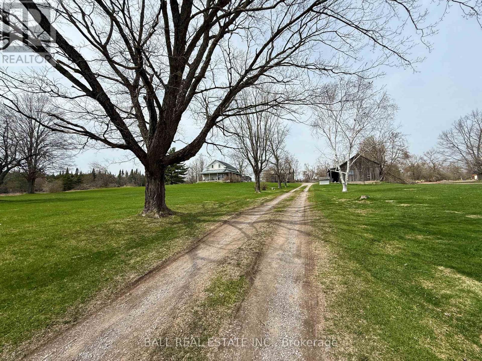 2244 12th Line Smith, Selwyn, Ontario  K0L 2H0 - Photo 2 - X12115328