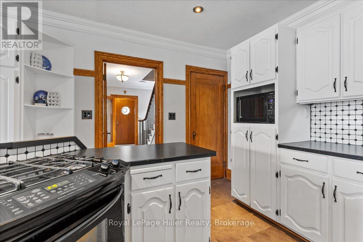 1 Pacific Avenue, Perth East, Ontario N0K 1M0 - Photo 17 - X12112455