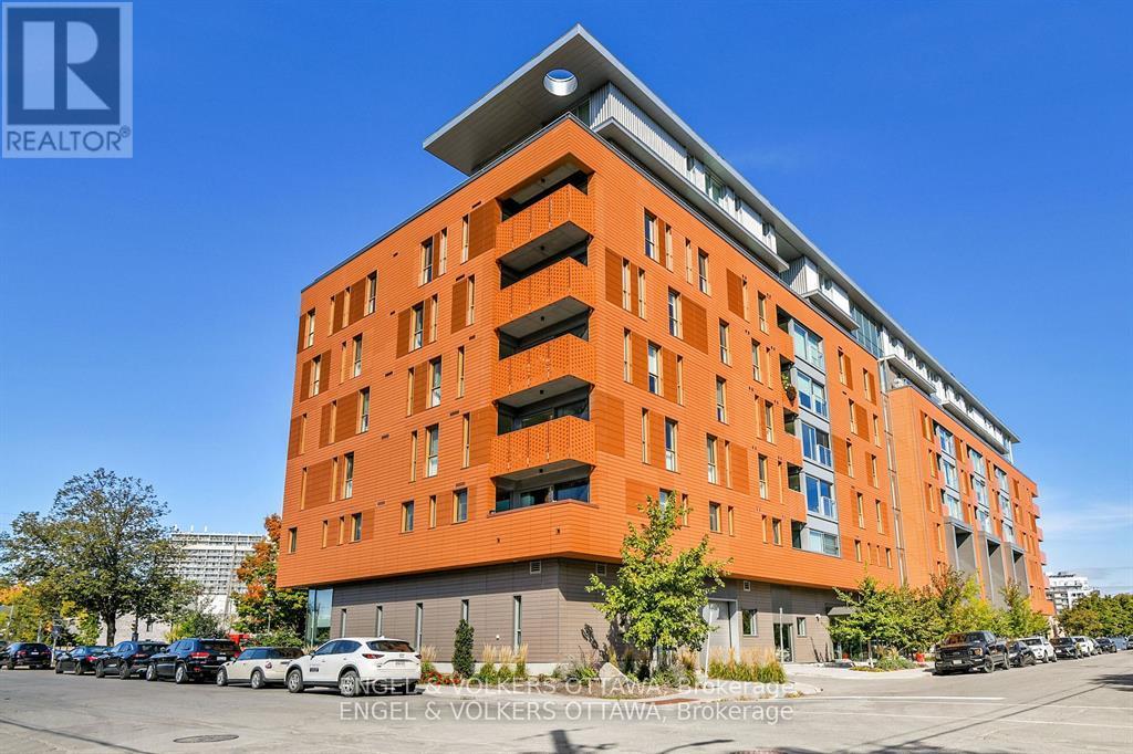 501 - 135 Barrette Street, Ottawa, Ontario  K1L 7Z9 - Photo 2 - X12115091